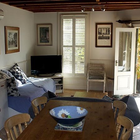 Chester Villa Fremantle Exterior photo